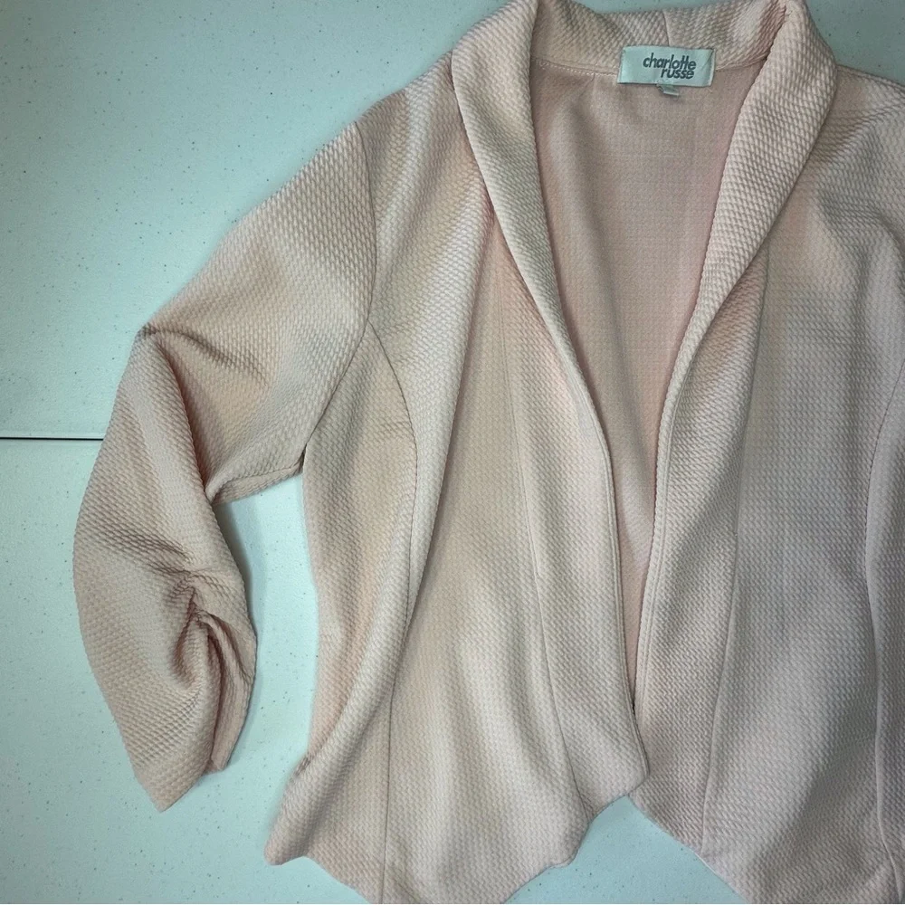 Charlotte Russe‎ light pink/peach 3/4 sleeves cropped cardigan women’s medium - Picture 2 of 14